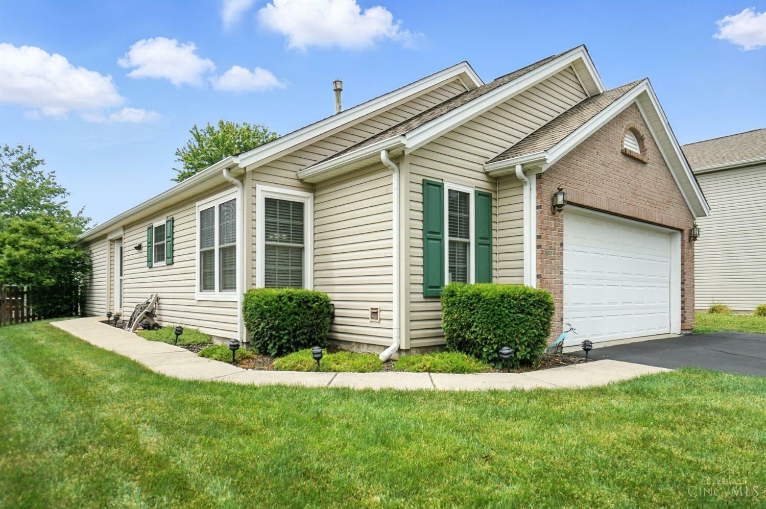 Property Photo:  214 Hartford Court  OH 45039 