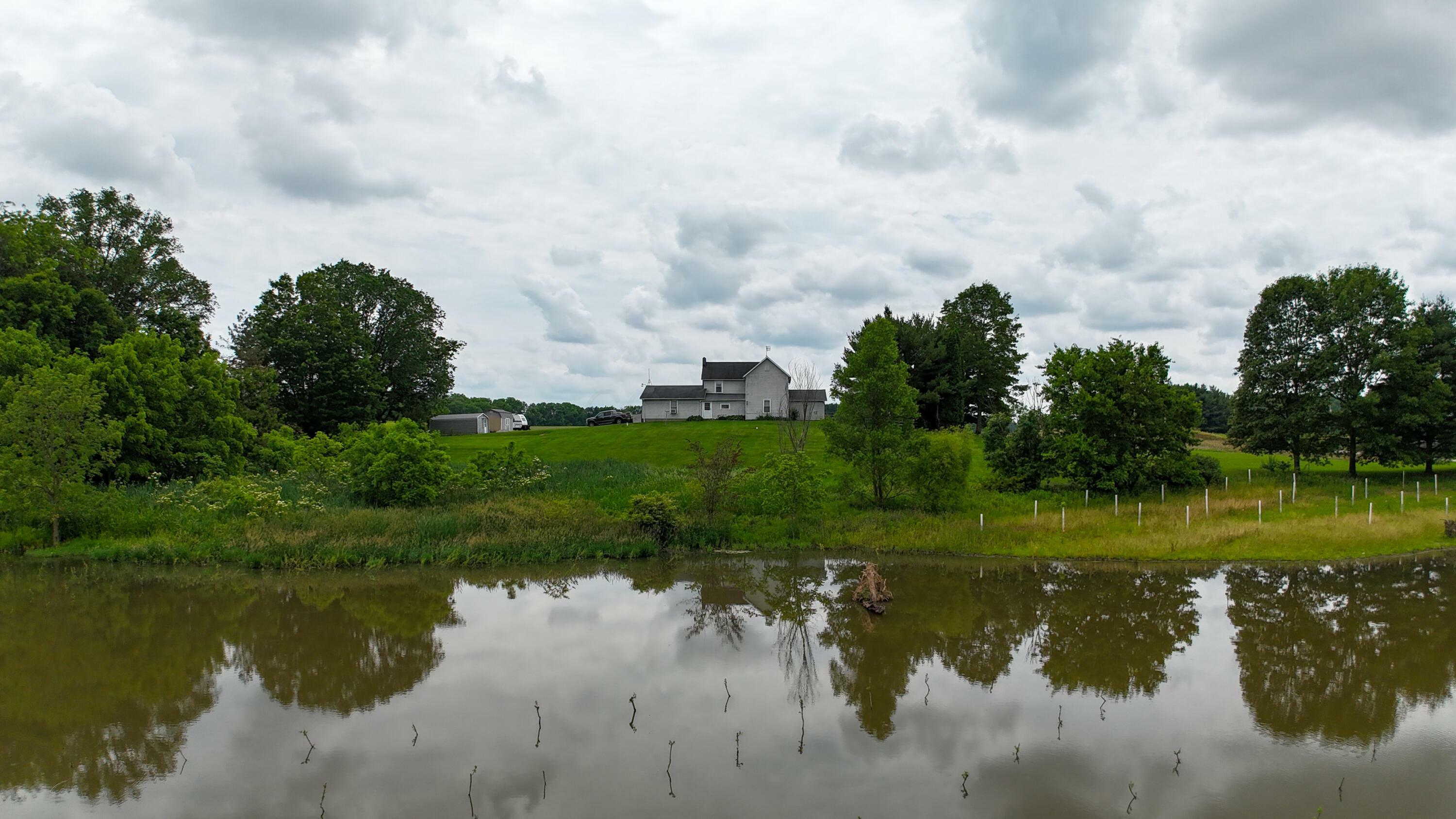 Property Photo: 5837 Township Road 103 OH 43338
