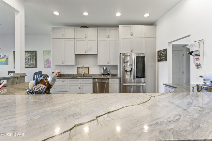 Property Photo:  2502 Country Club Drive  FL 32444 