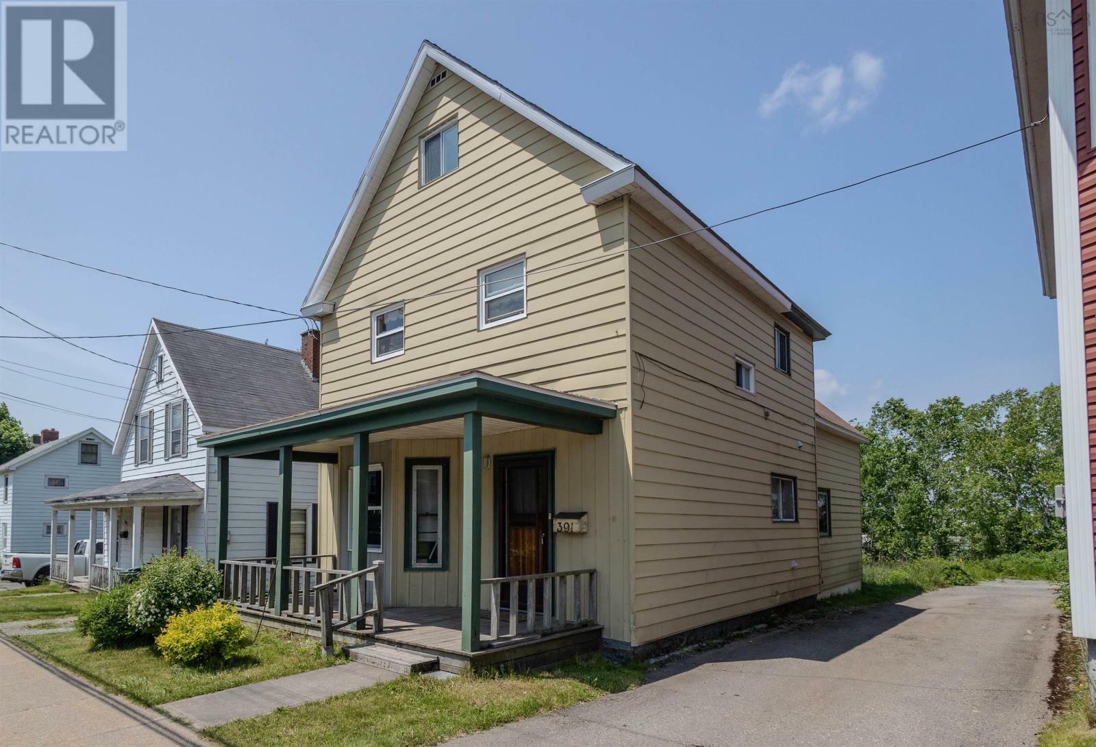 Photo de la propriété:  391 Townsend Street  NS B1P 5G3 
