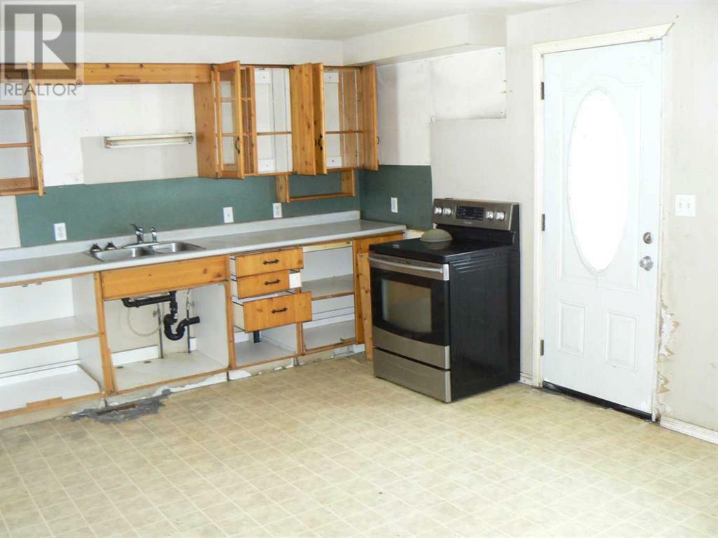 Property Photo: 4921 59 Avenue AB T0G 1E0