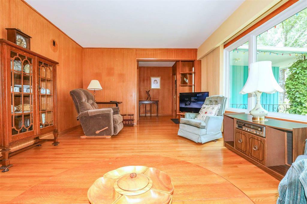 Property Photo: 12 Jupiter Bay MB R3T 0W6
