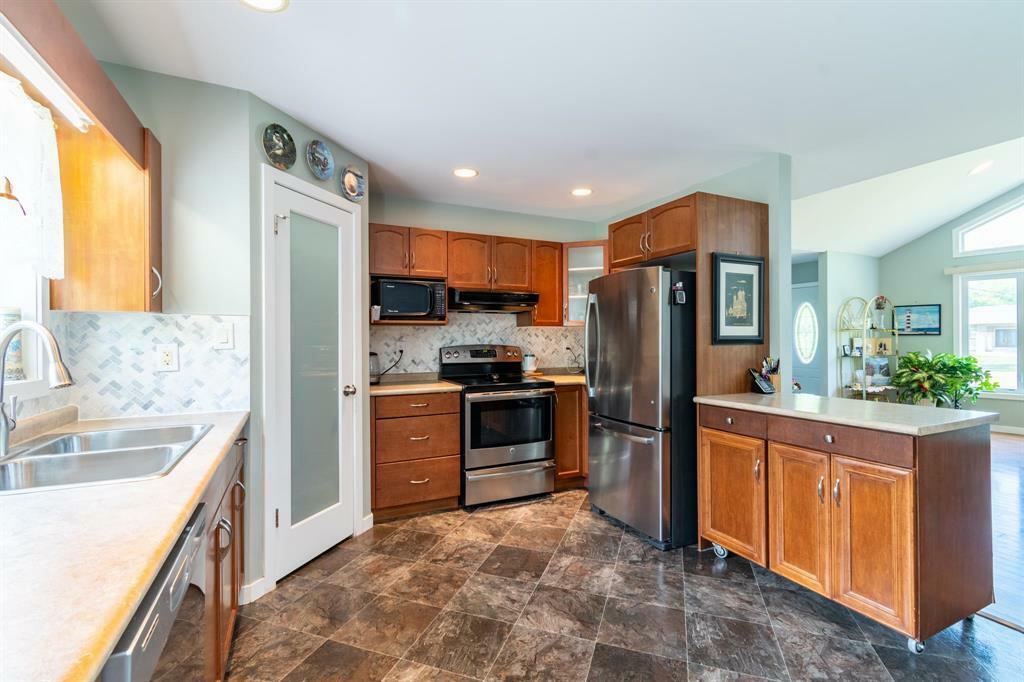 Property Photo: 966 Strathcona Road MB R0E 0M0