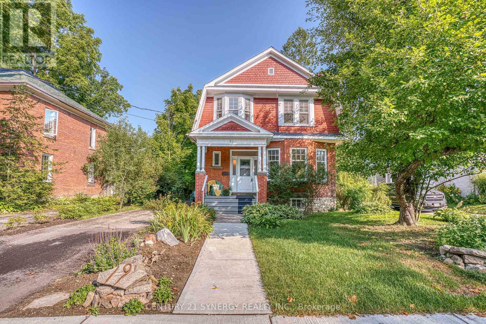 Photo de la propriété: 19 Mary Street ON K7H 2X1