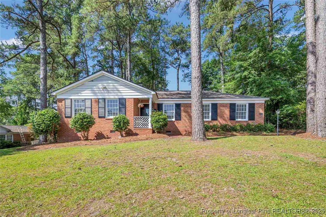 Property Photo: 2613 N Edgewater Drive NC 28303