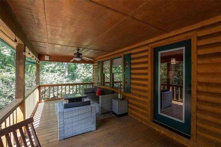 Property Photo: 707 Novena Court GA 30540