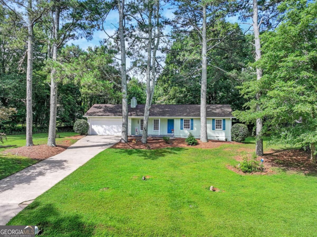 Property Photo: 5415 Hickory Place GA 30566