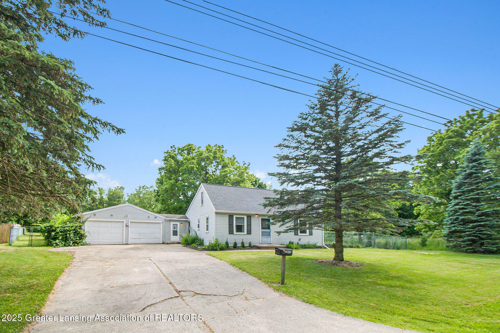 Property Photo: 2805 Del Mar Drive MI 48864