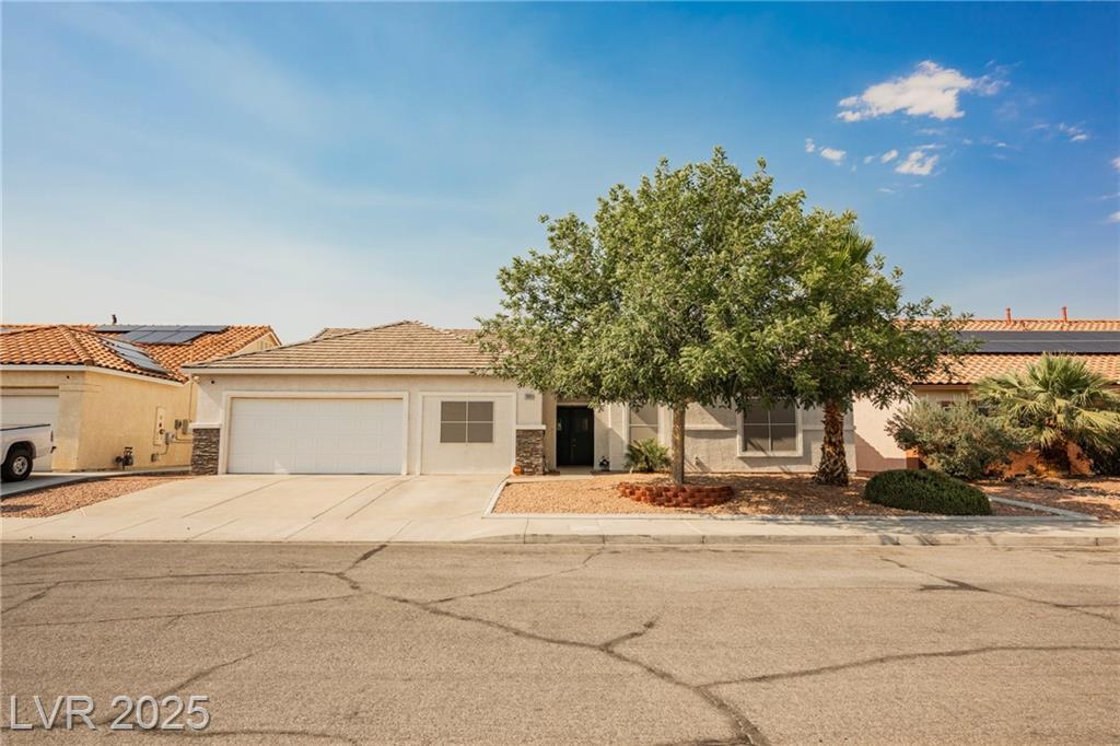 Property Photo: 1008 Beaver Crest Terrace NV 89015