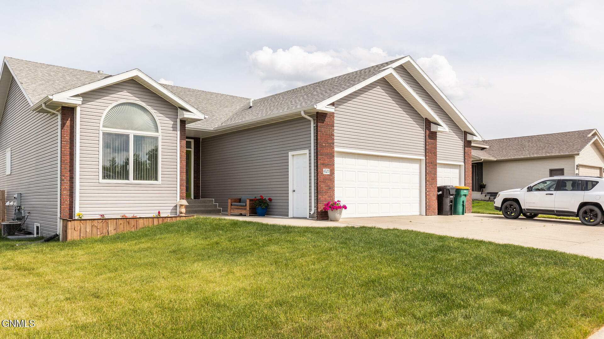 Property Photo: 4929 Fountainblue Drive ND 58503