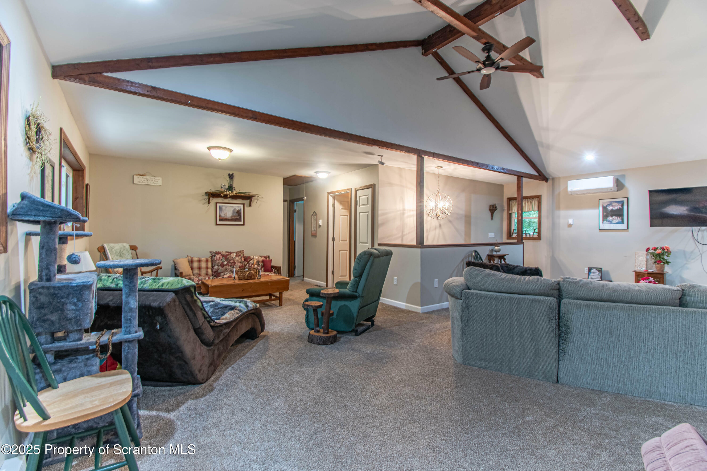 Property Photo: 15 Queens L 10 PA 18436