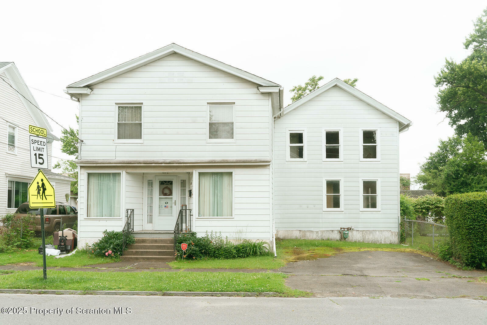 Property Photo: 508 Electric Street PA 18509