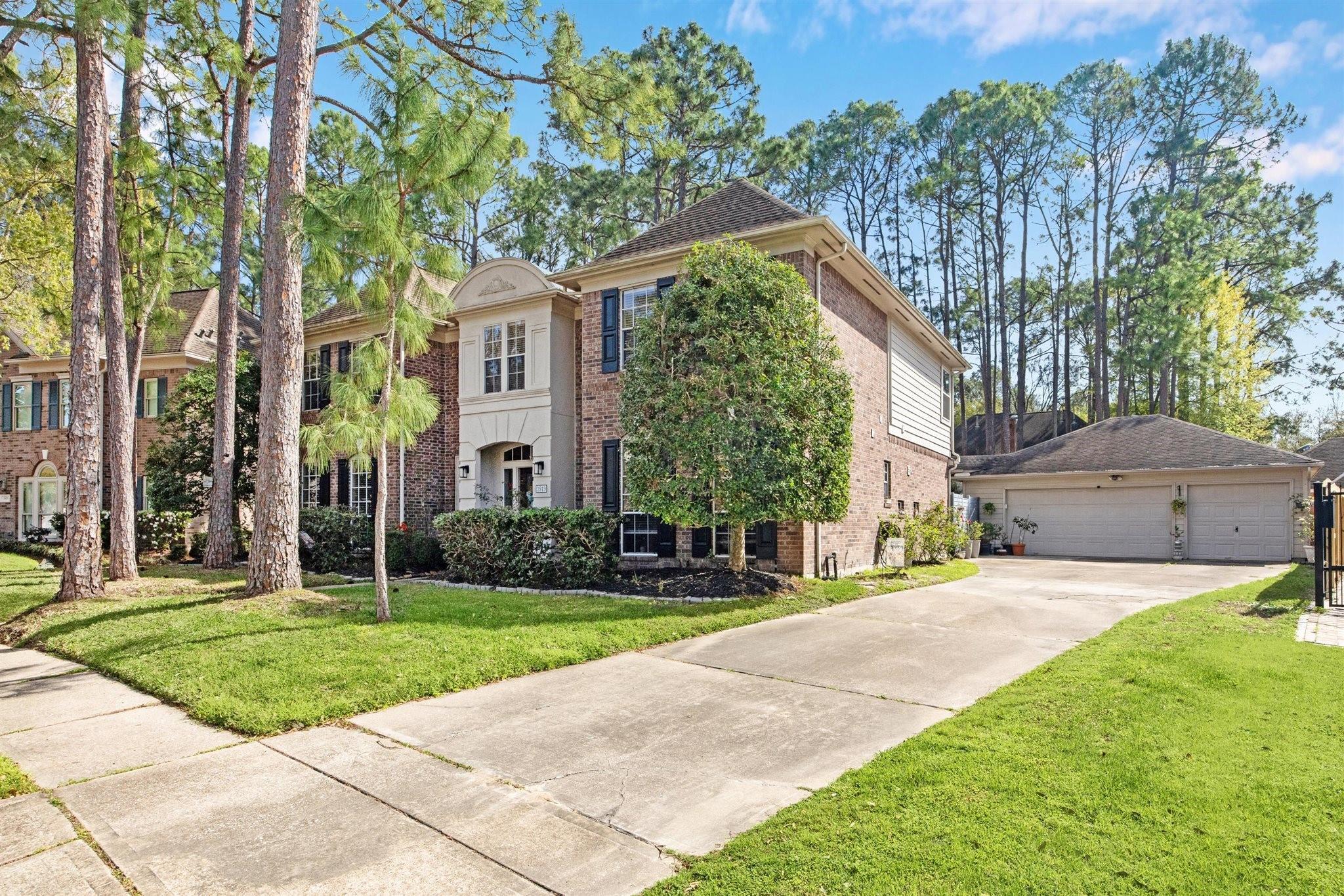 Property Photo: 3919 Park Circle Way TX 77059