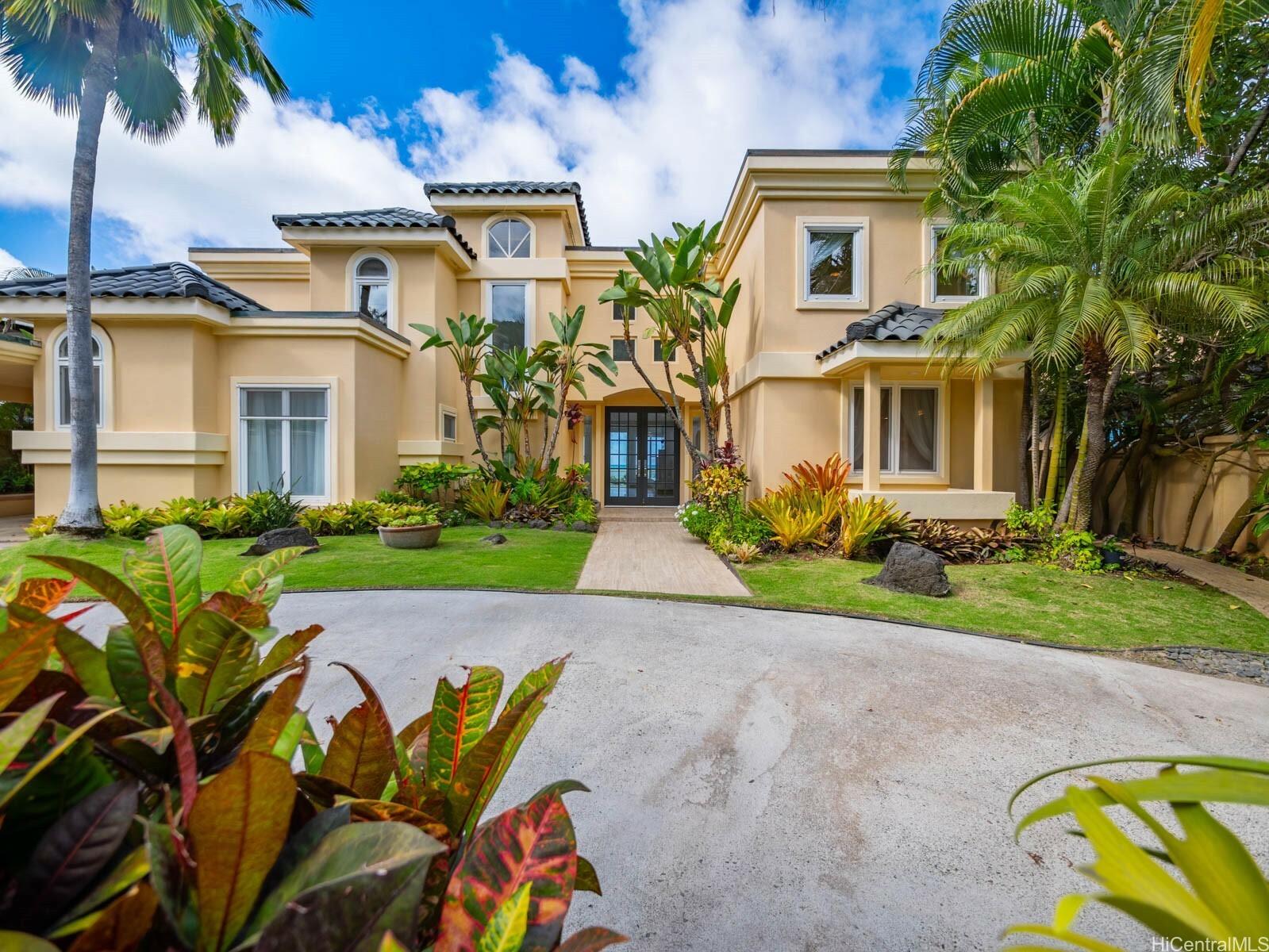 756 Mokulua Drive  Kailua HI 96734 photo