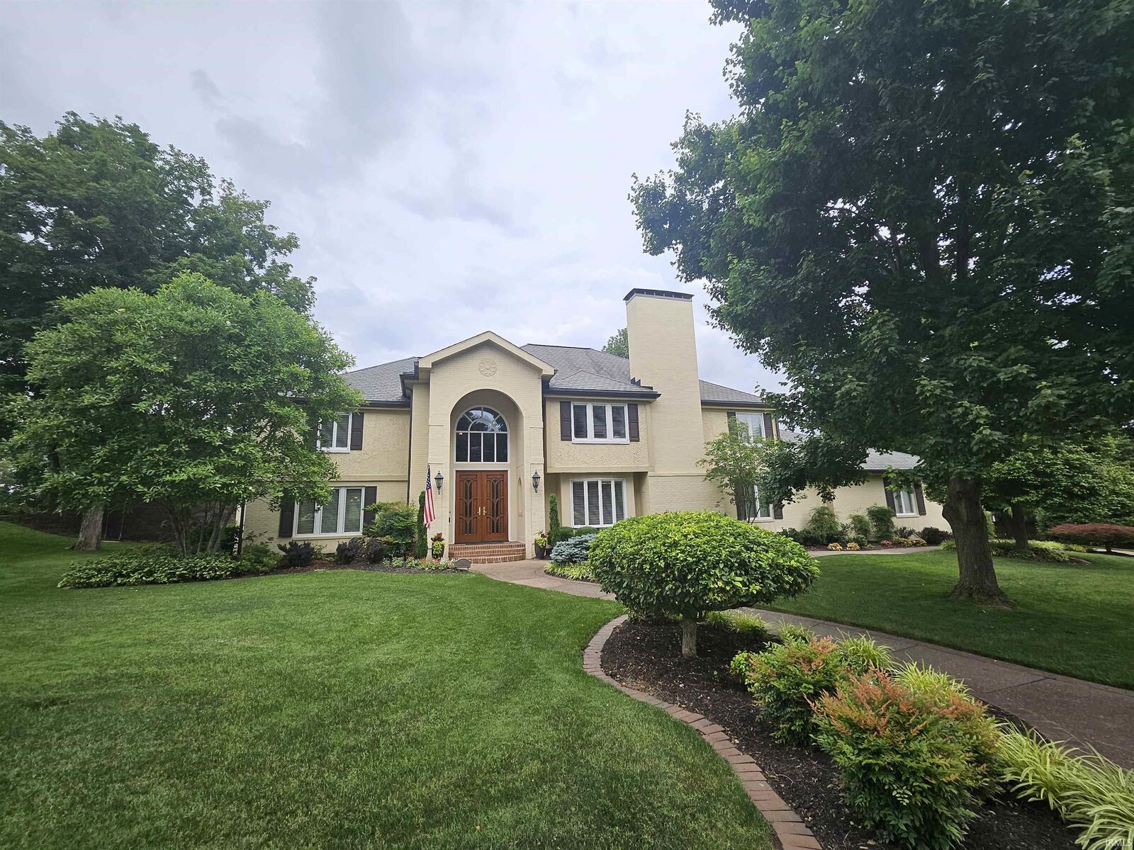 Property Photo:  16 Johnson Place  IN 47714 