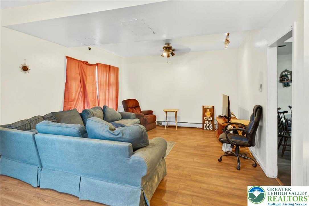 Property Photo: 485 S Walnut Street PA 18080