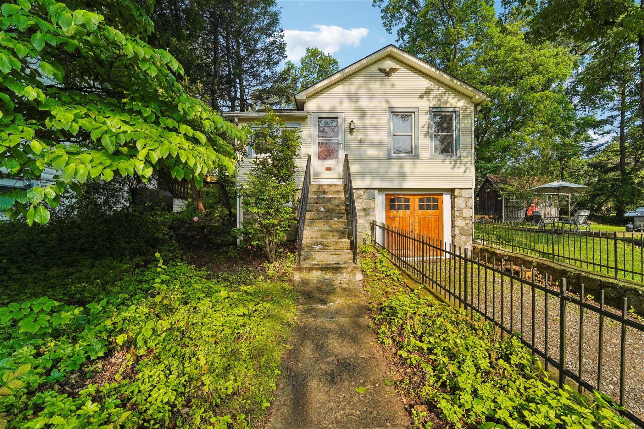 15 Pine Street  Lake Peekskill NY 10537 photo