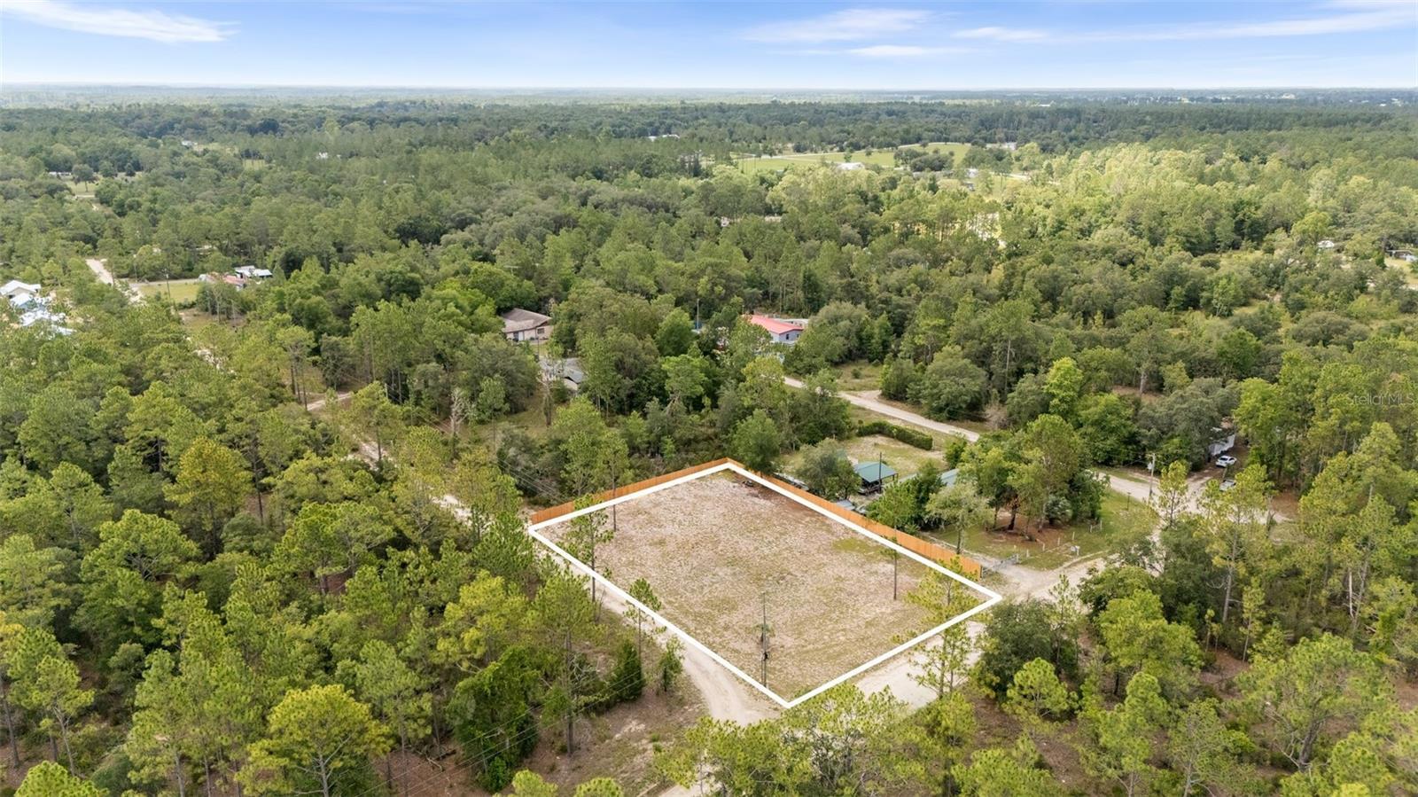 Property Photo:  NE 132nd Court  FL 32696 