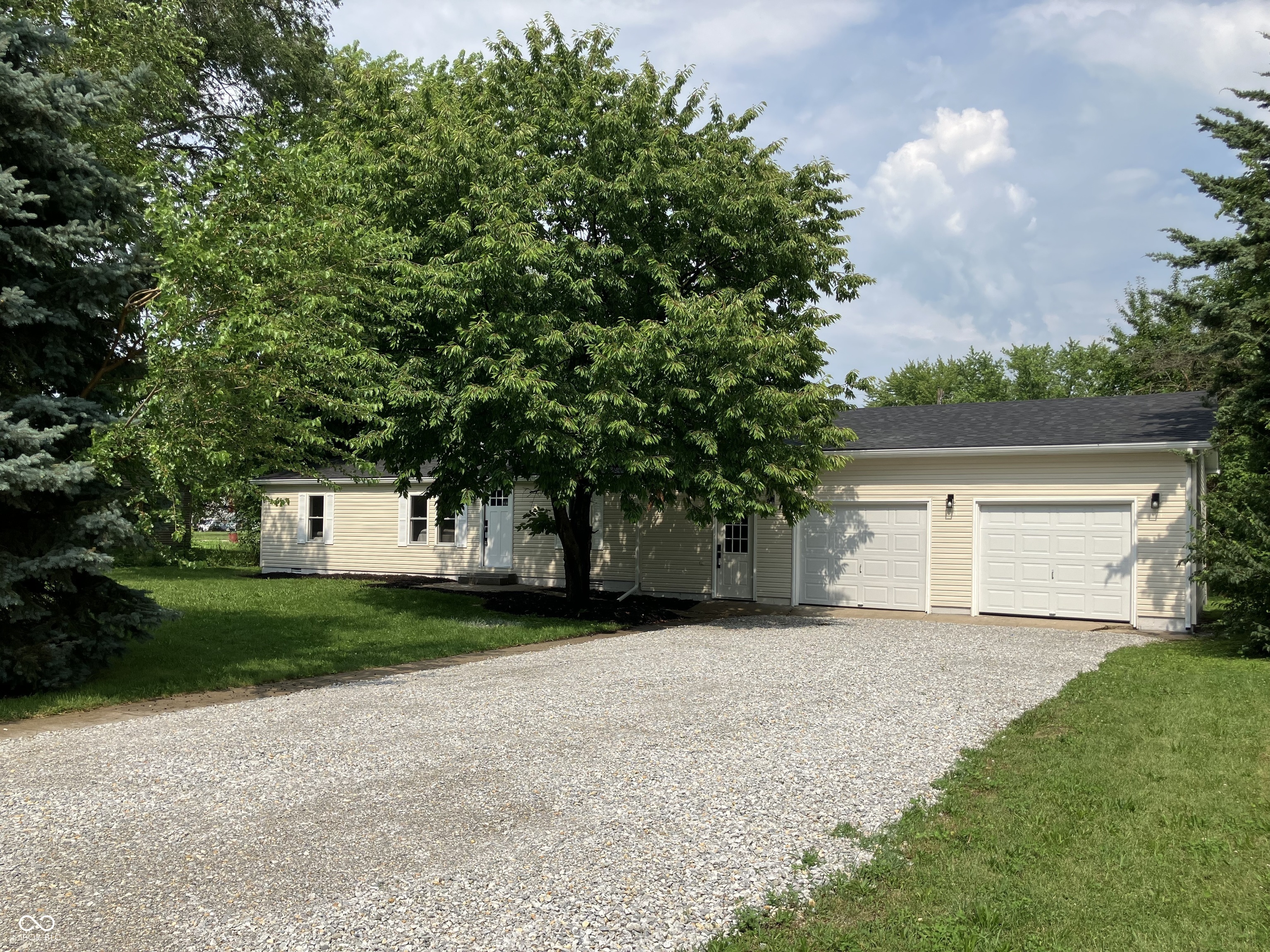 Property Photo: 221 N 9th Street IN 46036