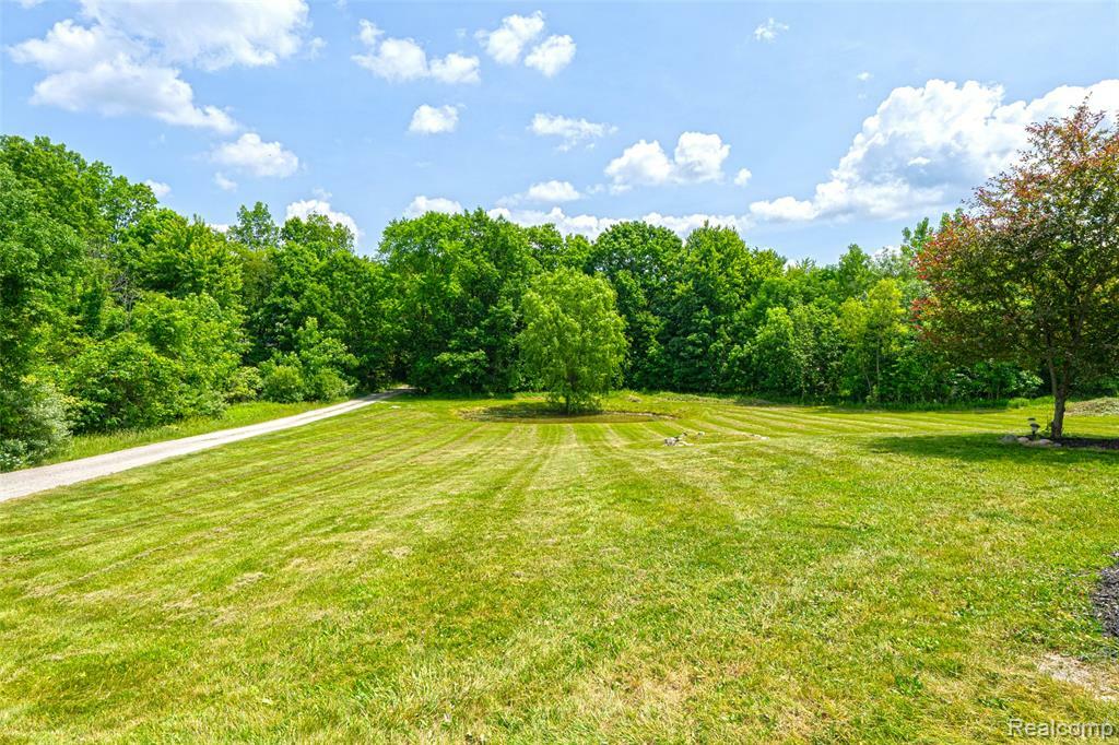 Property Photo: 1840 Hidden Lake Trail MI 48462 9174