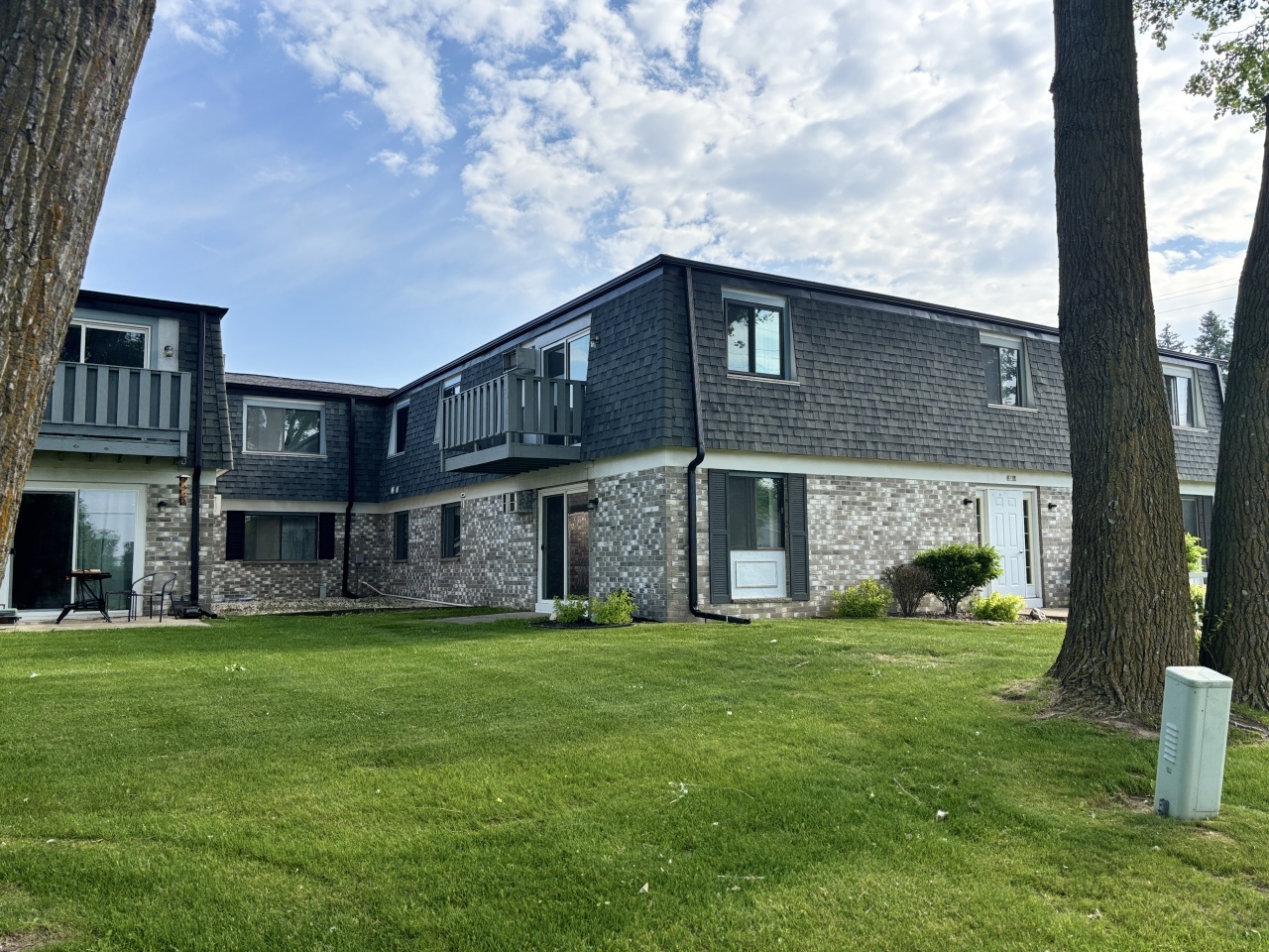 Property Photo:  1712 Creek Rd 202  WI 53090 