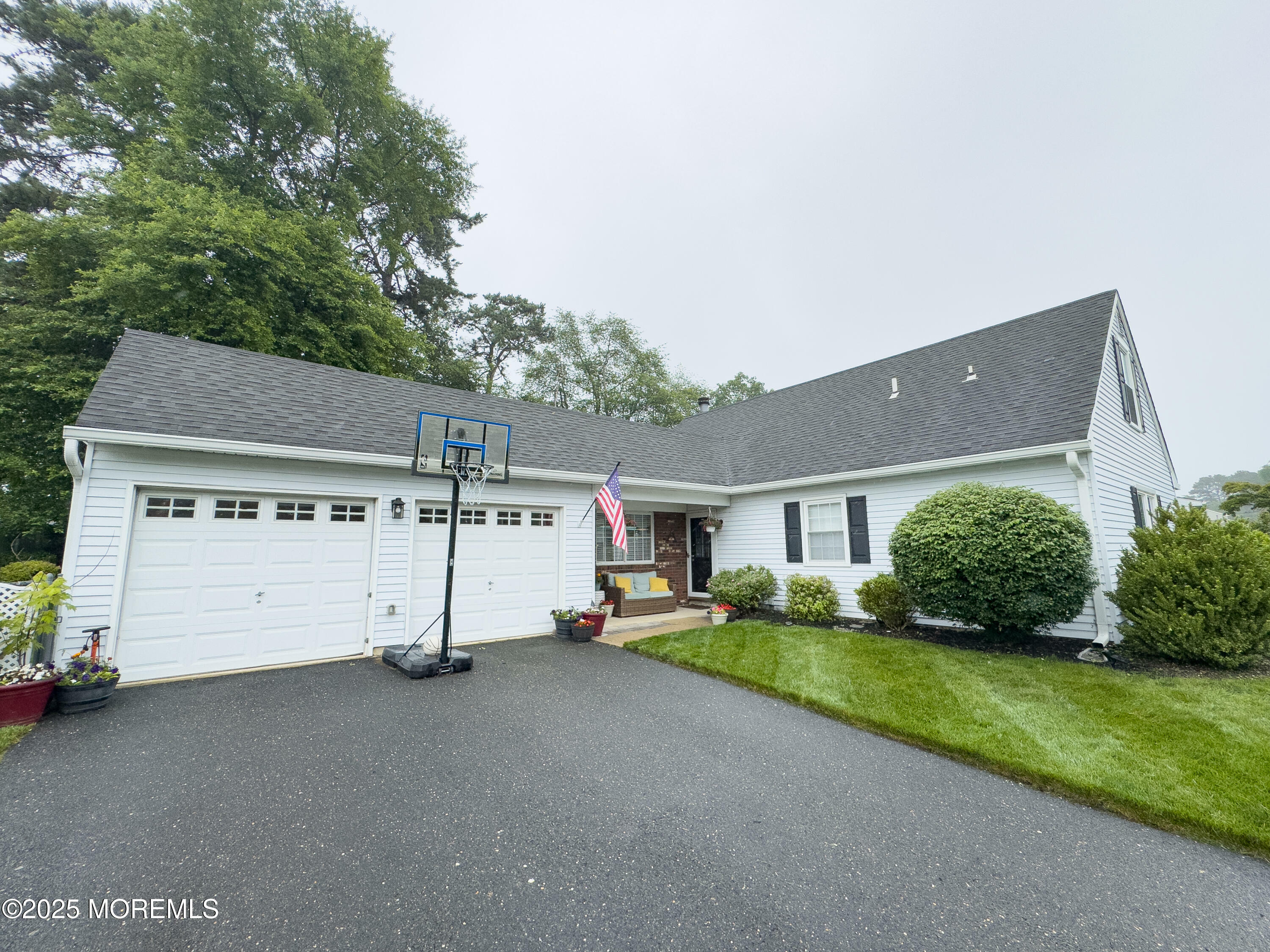Property Photo:  17 Markwood Drive  NJ 07731 