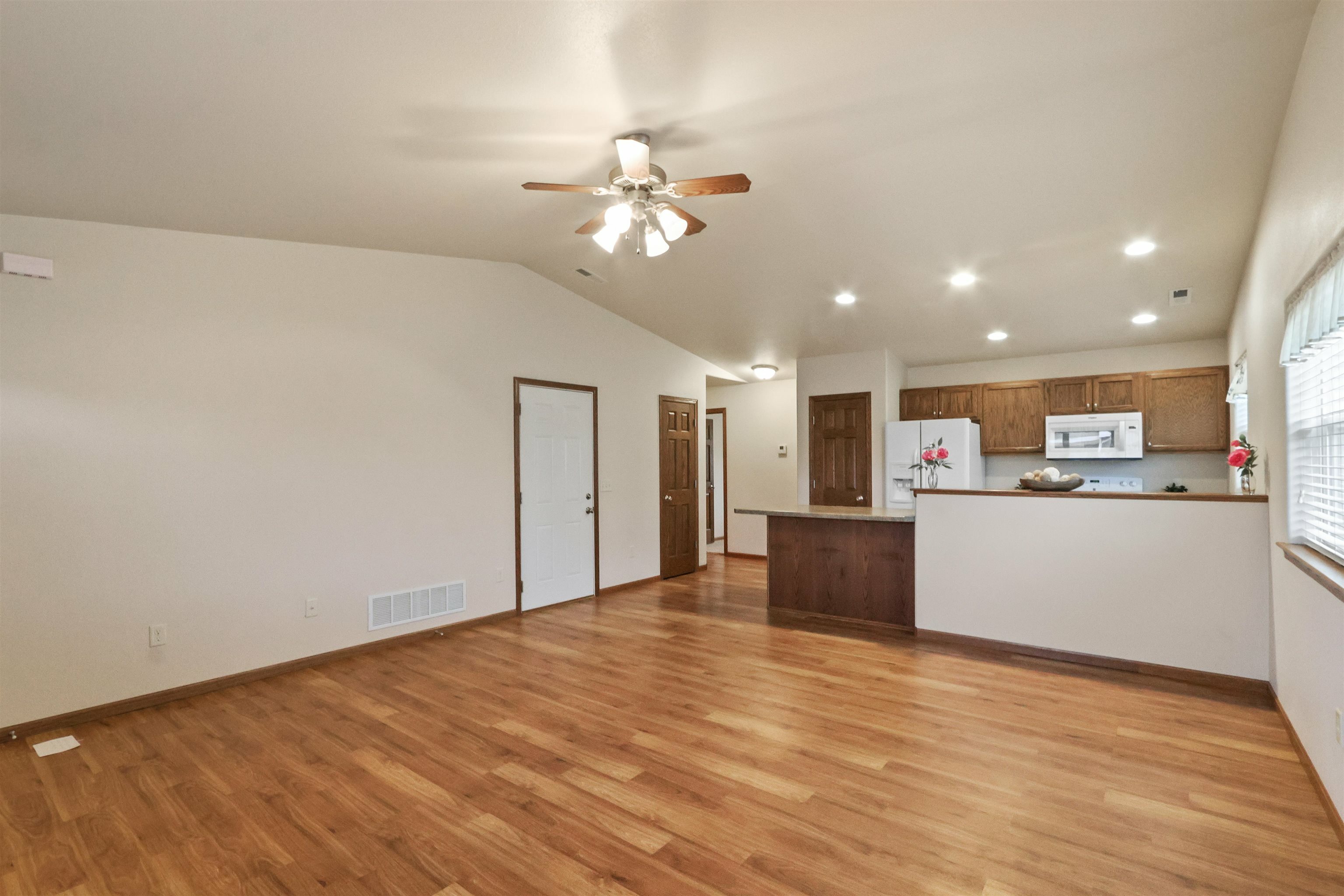 Property Photo: 1205 Silverbrook Lane SD 57783