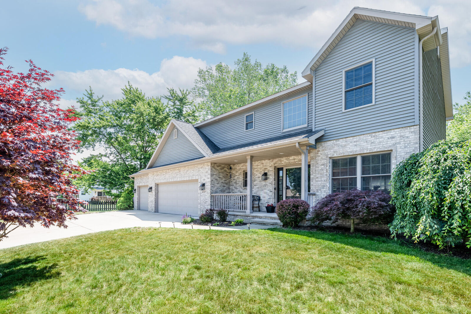 Property Photo: 4137 Grandwood Circle MI 49085