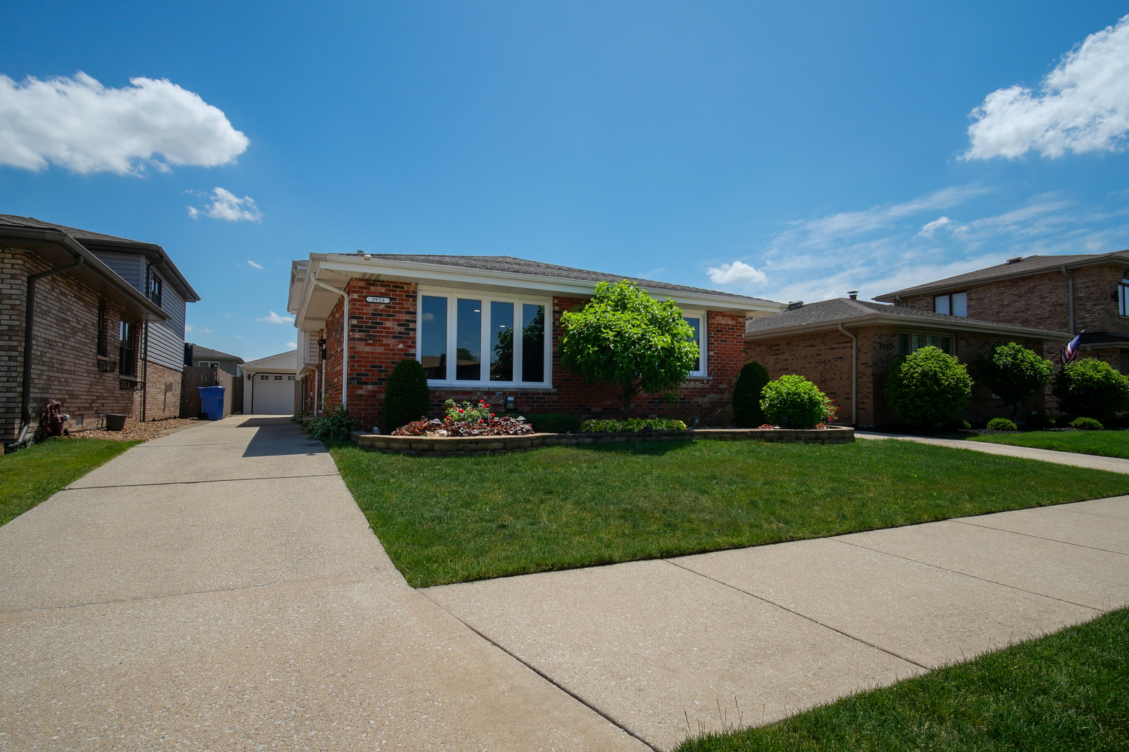 3923 W 101st Place  Chicago IL 60655 photo