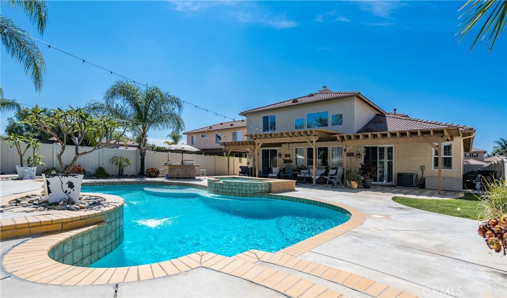 Property Photo:  29248 Oakmont Court  CA 92563 