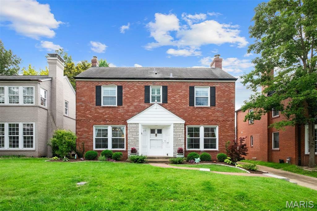 8140 Pershing Avenue  Clayton MO 63105 photo