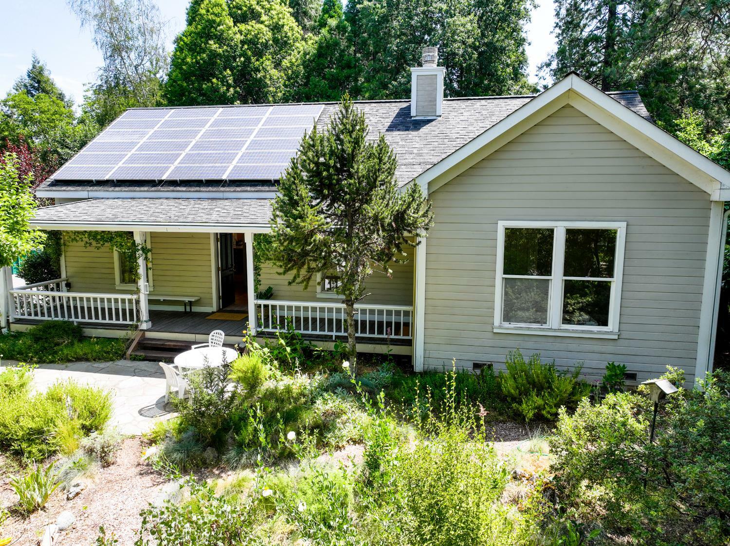 Property Photo:  339 Clay Street  CA 95959 