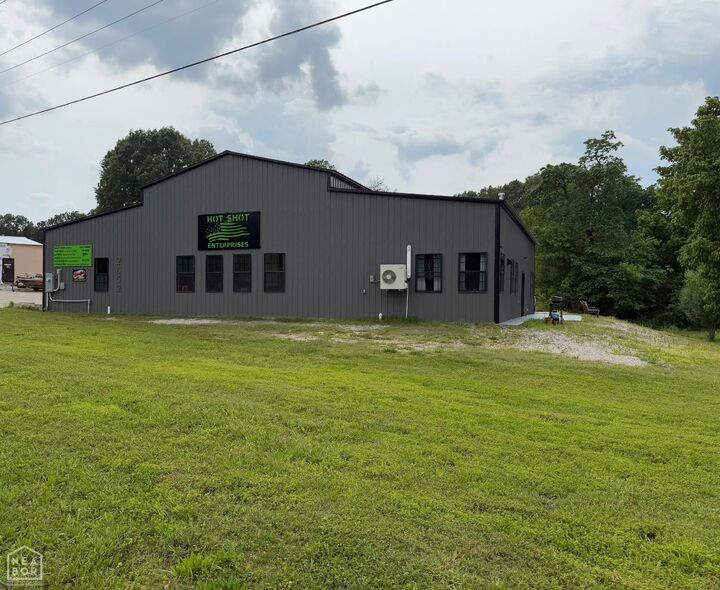 2052 Central Boulevard  Bull Shoals AR 72619 photo
