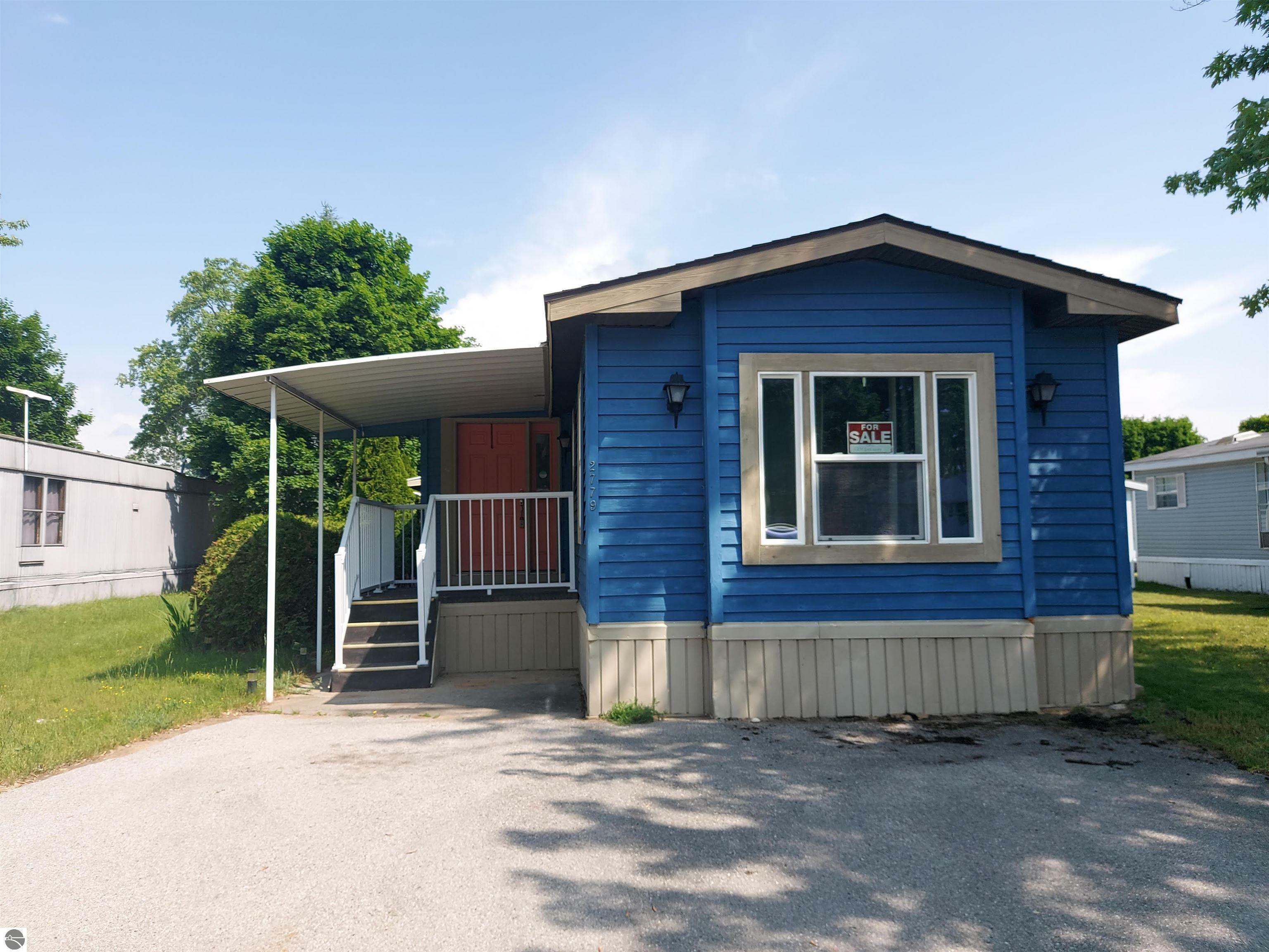 Property Photo:  2779 Frank Street  MI 49686 