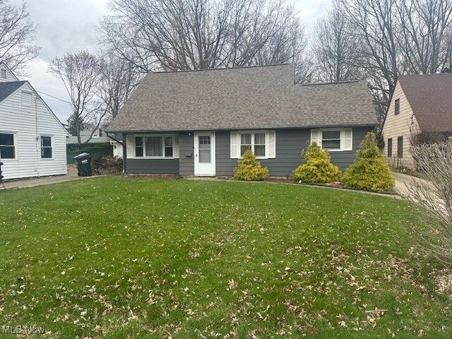 25591 Chatworth Drive  Euclid OH 44117 photo