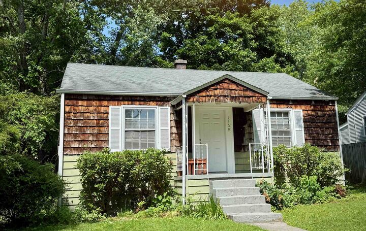 Property Photo:  1109 Palmer Drive  VA 24060 