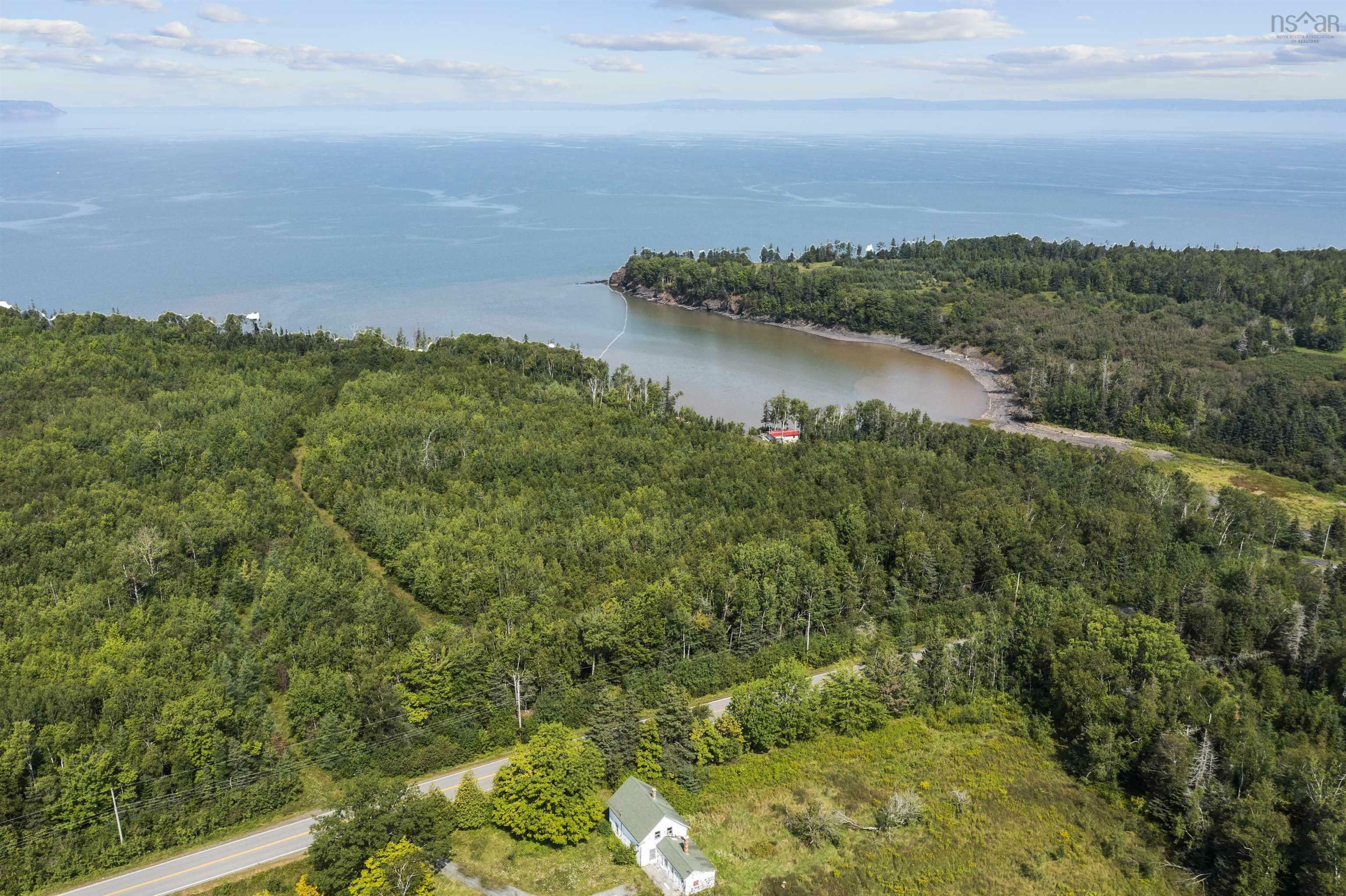 Photo de la propriété:  7539 Highway 215  NS B0N 2R0 