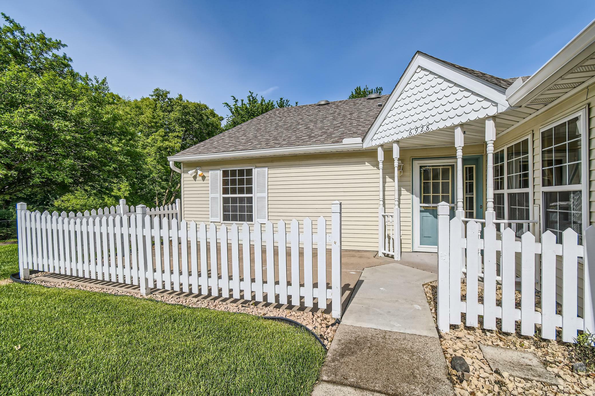 Property Photo: 6928 Inverness Trail MN 55077