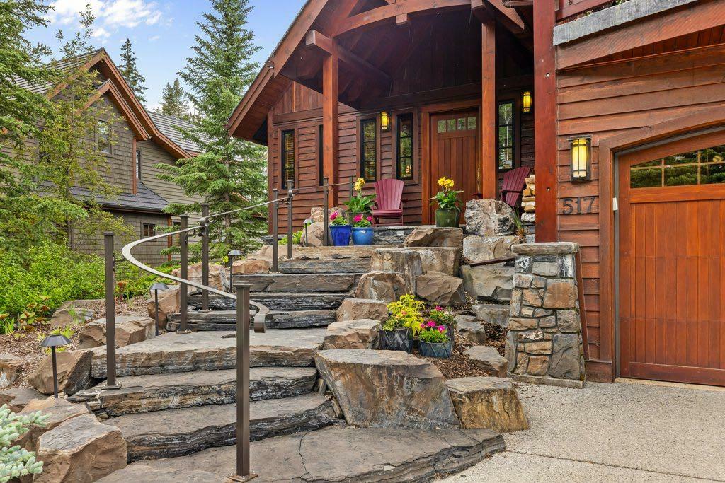 Property Photo: 517 Silvertip Pointe AB T1W 3J1