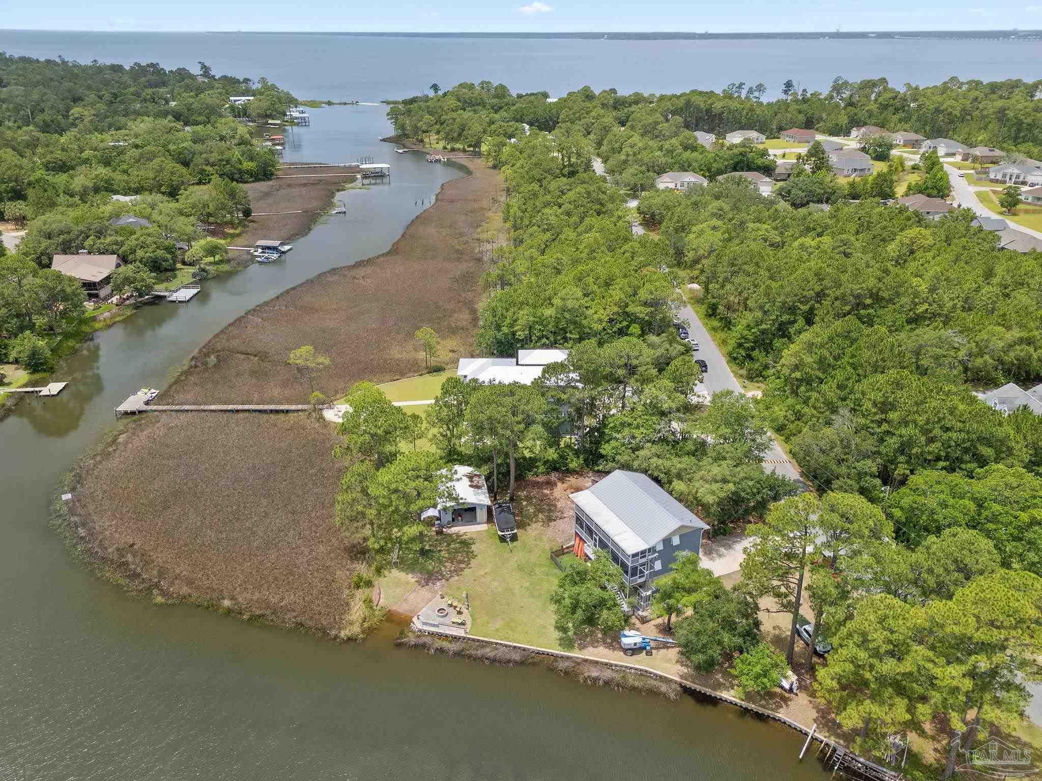Property Photo: 2032 Bay Point Blvd FL 32583