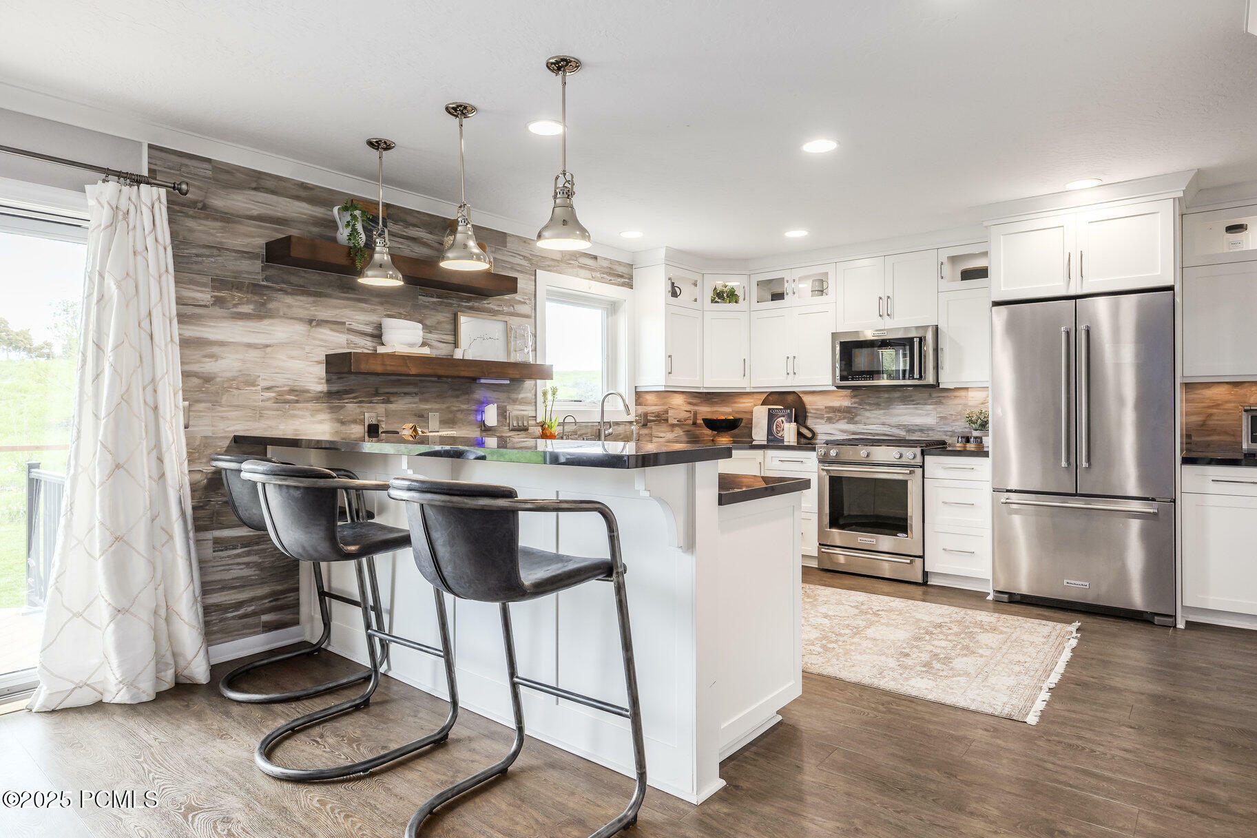Property Photo: 983 Mountain Willow Lane UT 84098