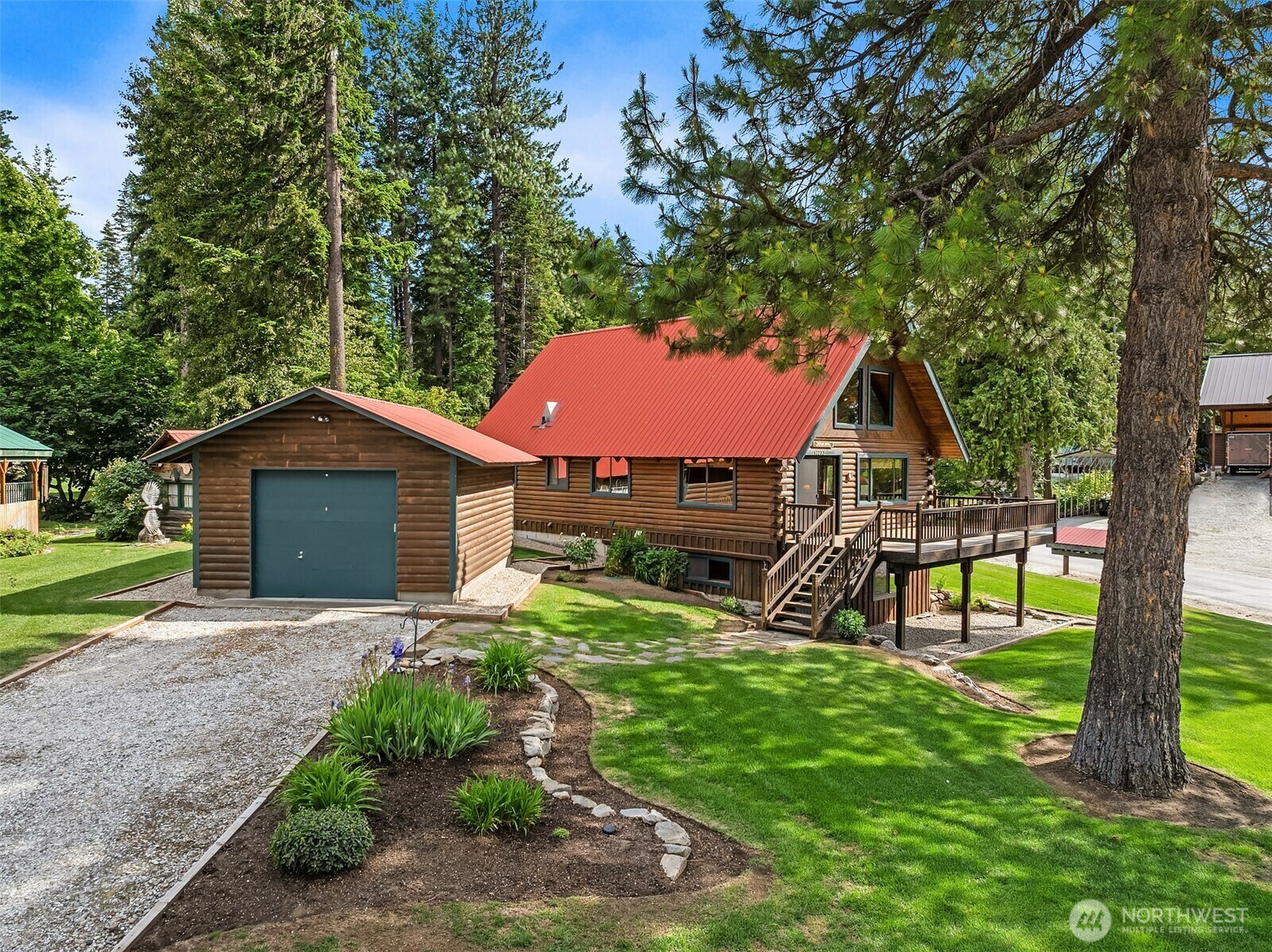Property Photo: 14233 Idlewild Road WA 98826