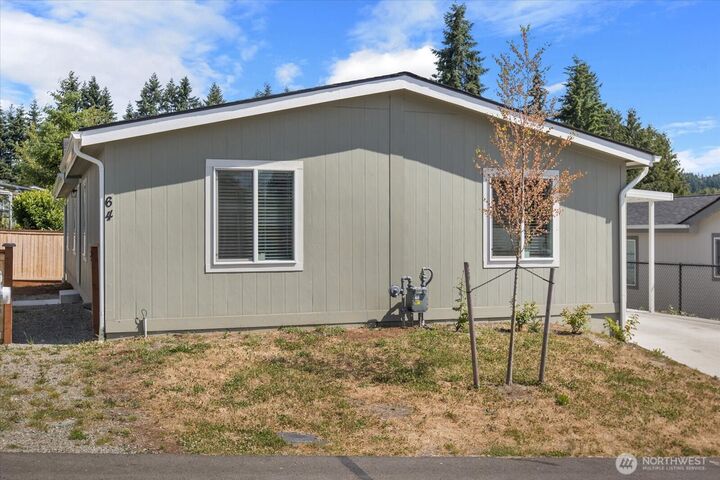 Property Photo:  23708  Locust Way 64  WA 98021 