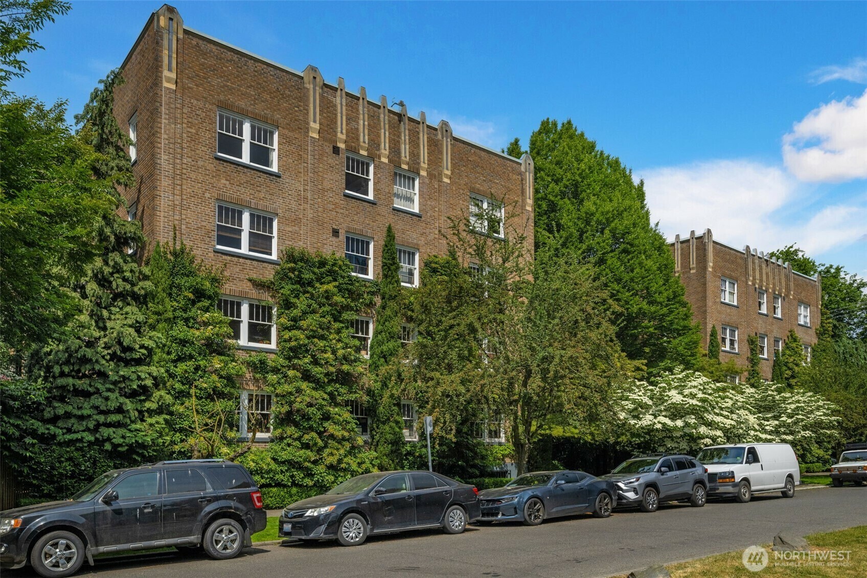 Property Photo: 1631 16th Avenue 114 WA 98122