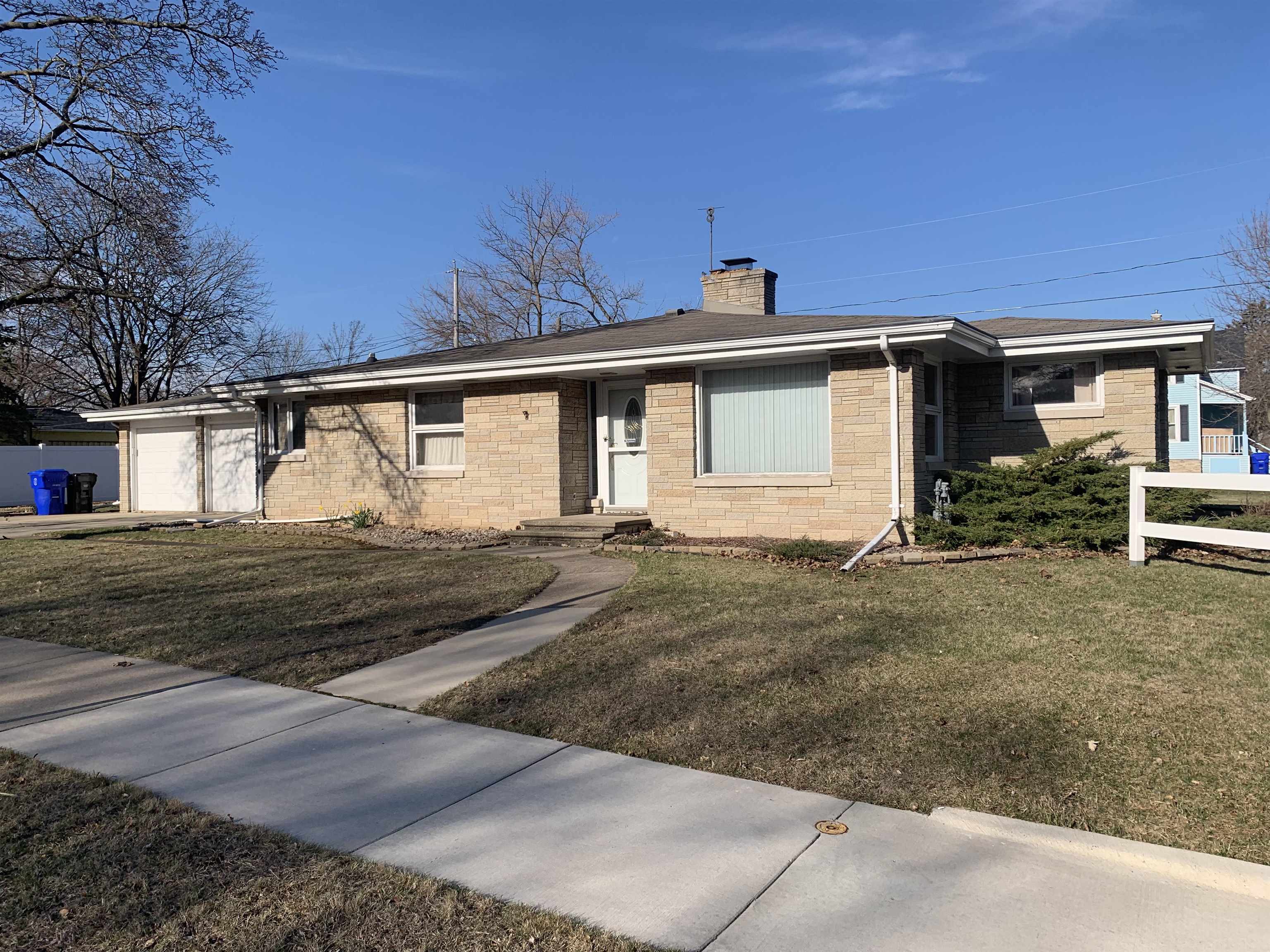 745 E Calumet Street  Appleton WI 54915 photo