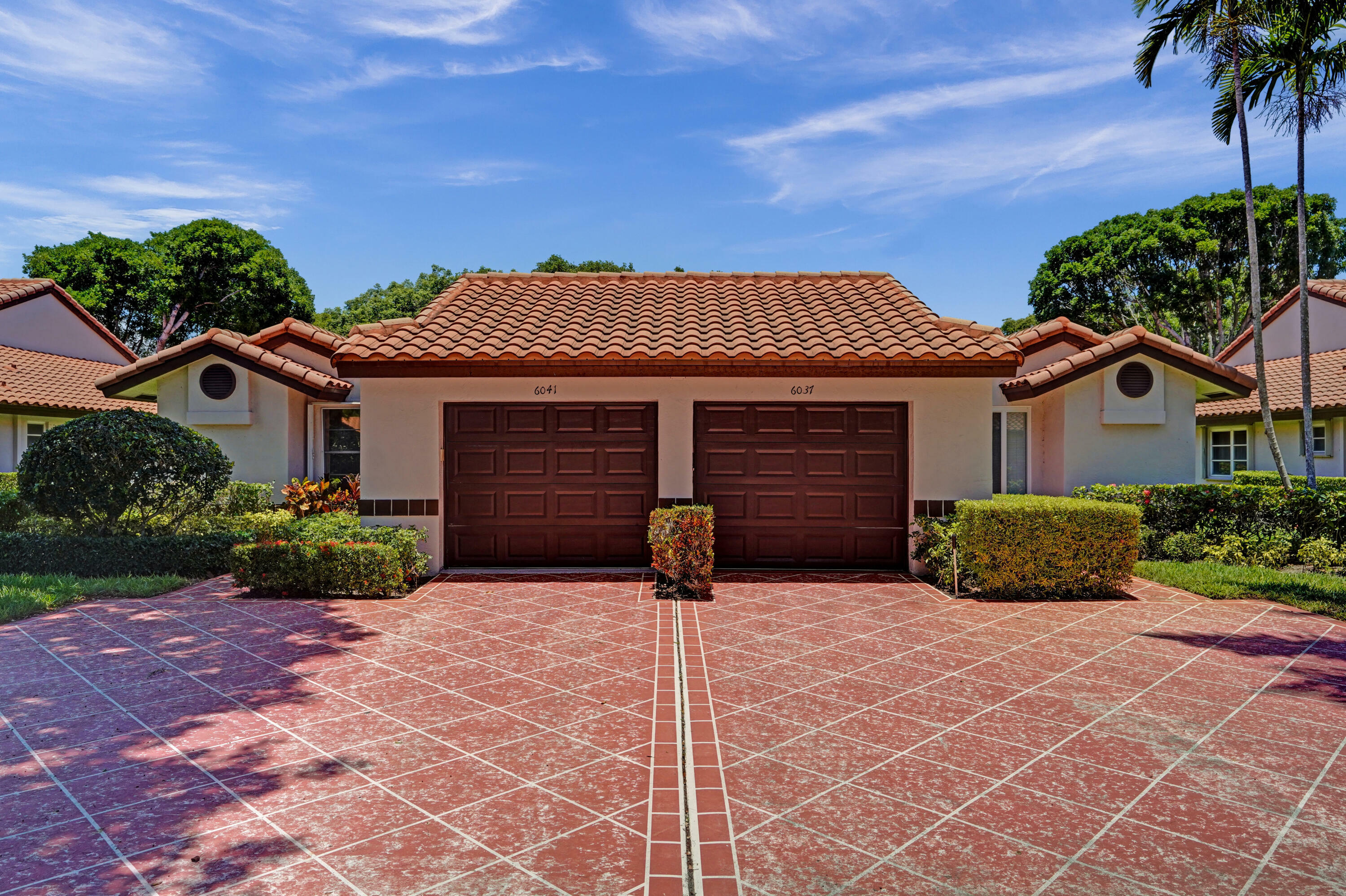 Property Photo: 6041 Sunny Manor Court FL 33484