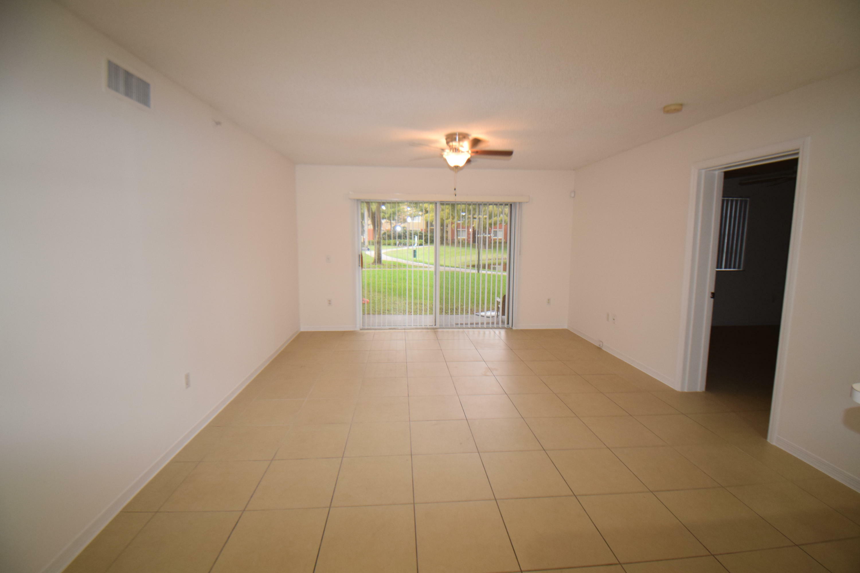 Property Photo: 4175 N Haverhill 914 Road 914 FL 33417