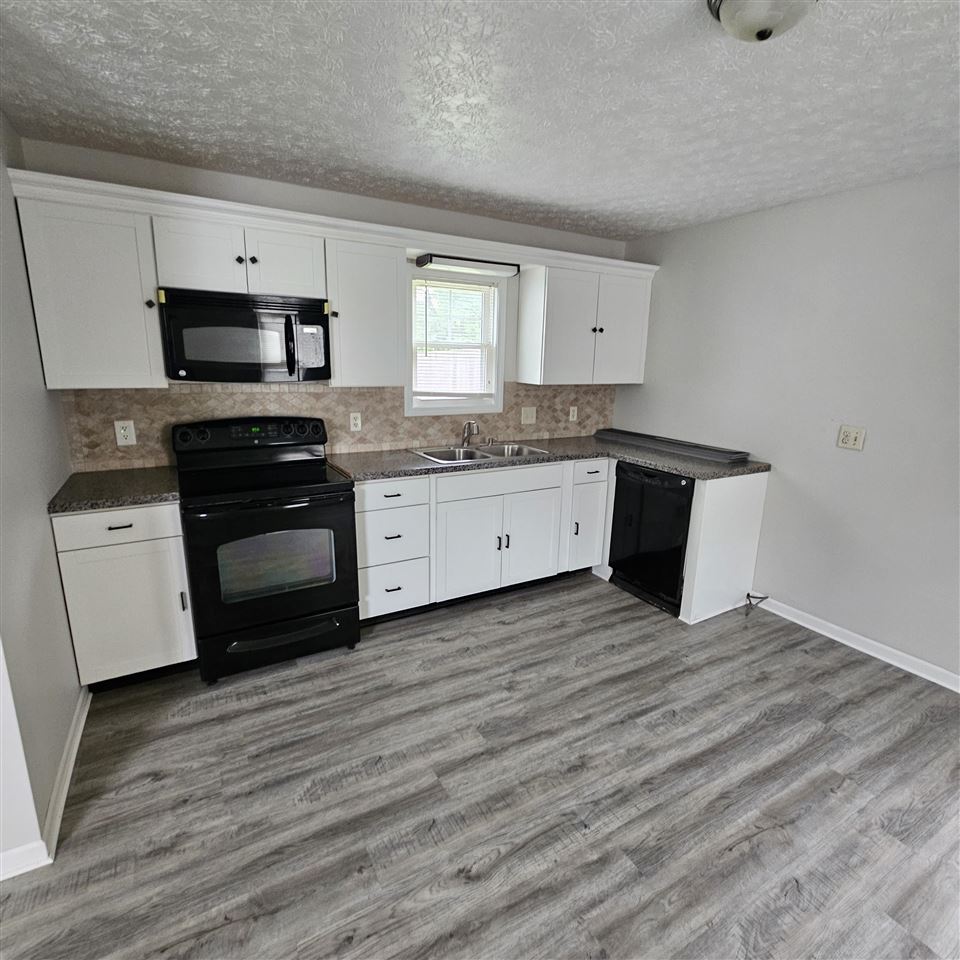 Property Photo: 735 S 13th Street IN 47374