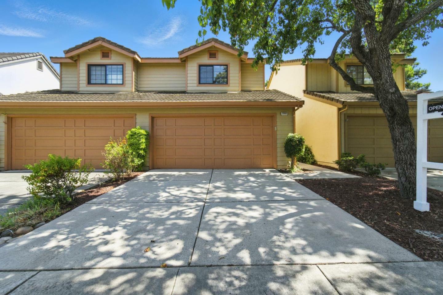 Property Photo: 2082 Wente Way CA 95125
