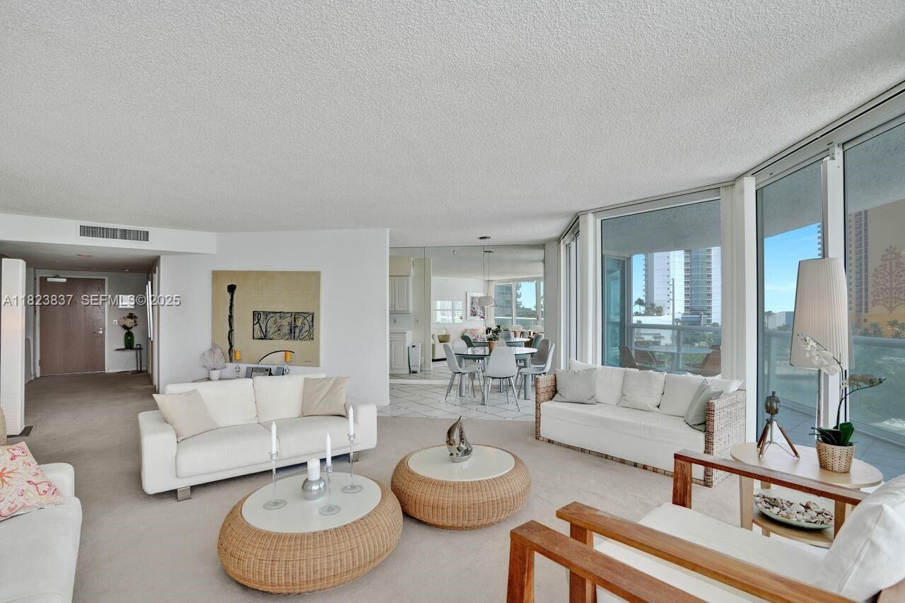 Property Photo:  16400 Collins Ave 544  FL 33160 